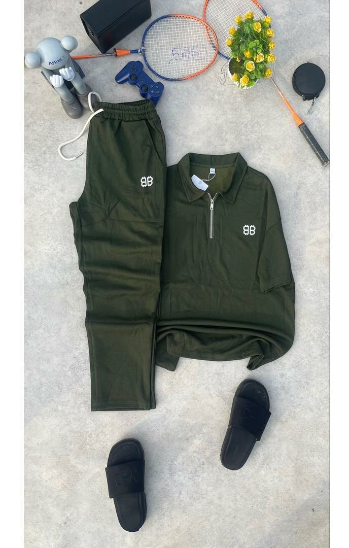 Ensemble de survêtement sportif