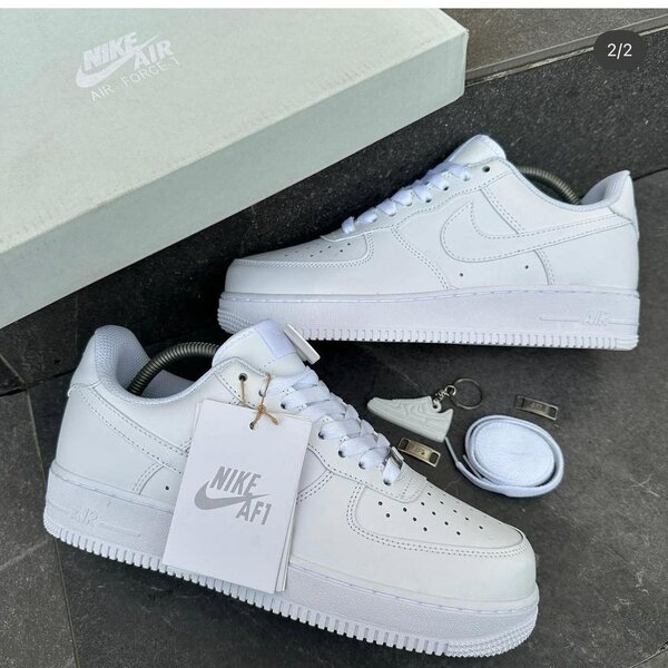 Baskets Unisex Air Force Blanc