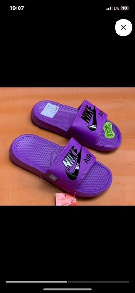 Nike slippers