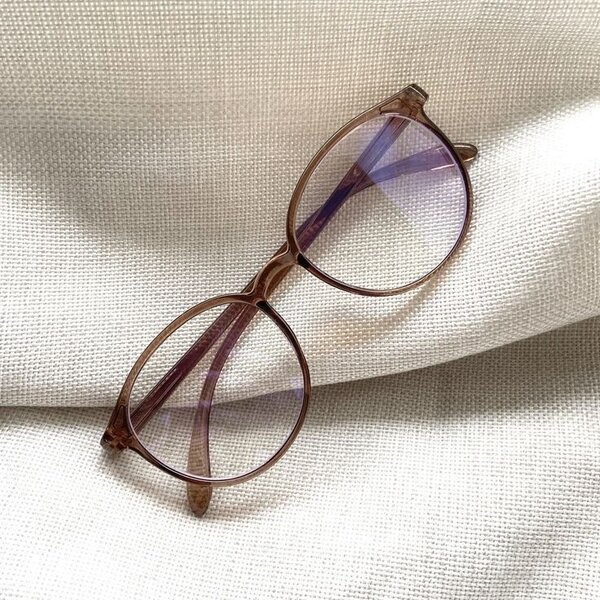 Lunettes vintage transparentes
