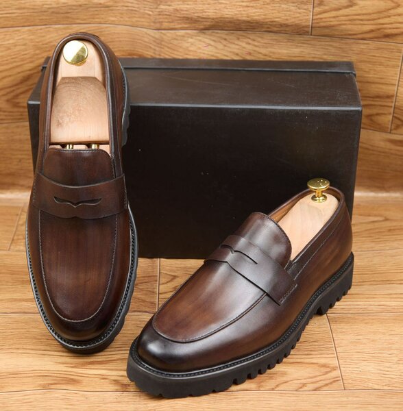 Mocassins en cuir marron