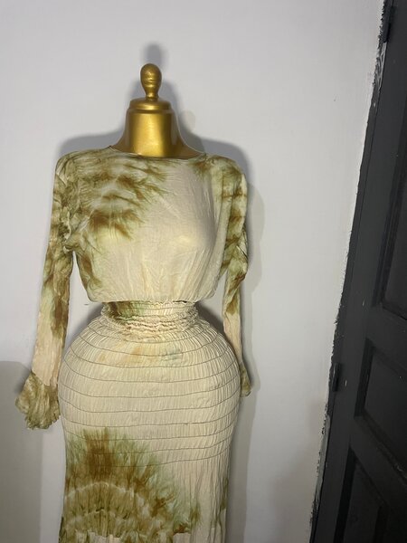 jupe longue et haut élégante