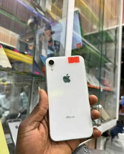 iPhone XR Blanc 64GB Débloqué