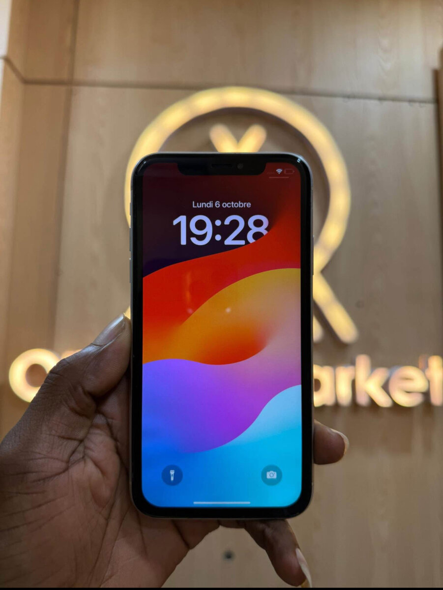 iPhone XR 64GB Débloqué