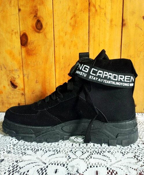 Chaussures montantes homme Supreme noir