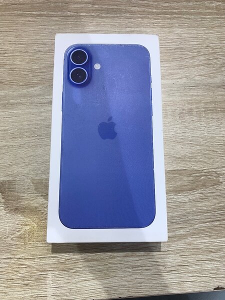 iPhone 16 plus 256gb ultramarine