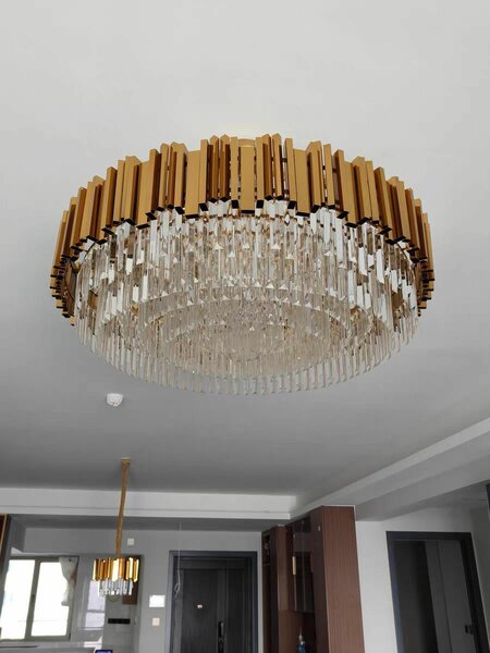 Lustre en cristal doré