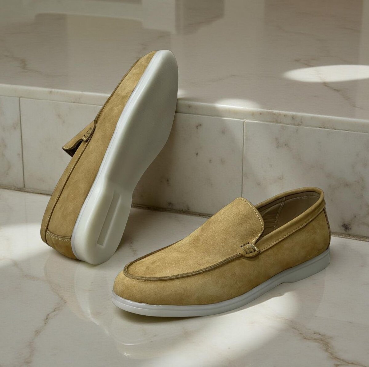 Mocassins élégants en daim