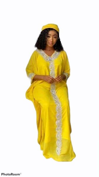 Robe Jaune Élégante