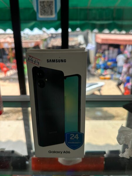 Samsung Galaxy A06 Smartphone