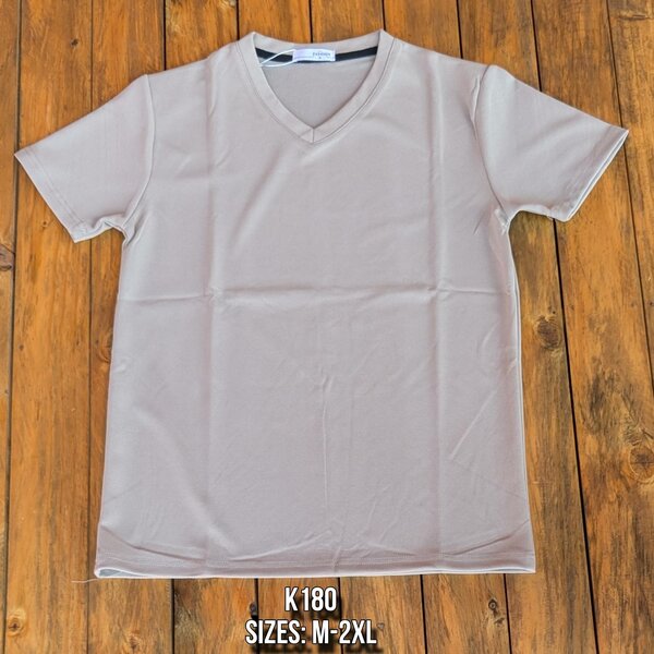 V-NECK T-SHIRTS