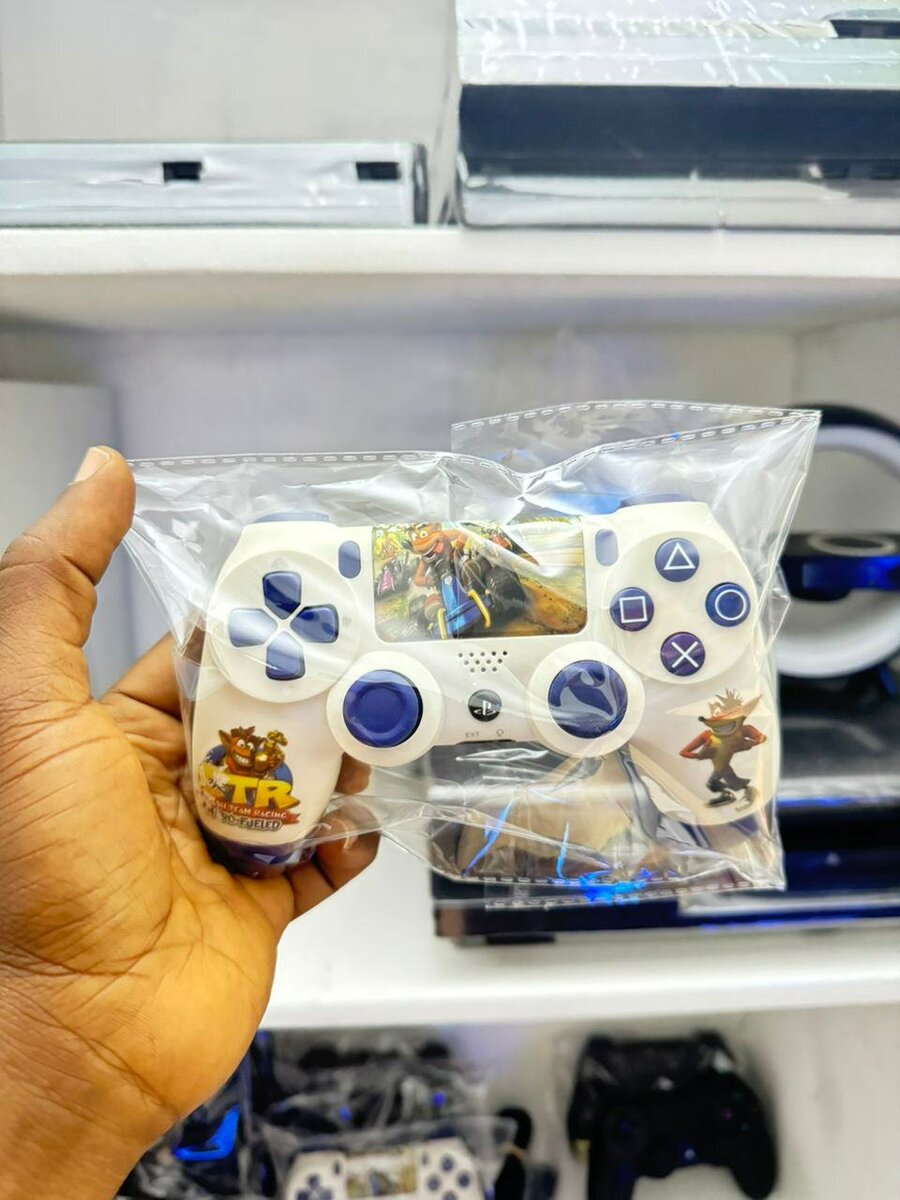 Manette PS4 Crash Bandicoot