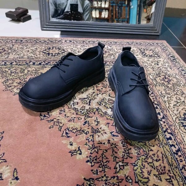 Chaussures homme résistantes