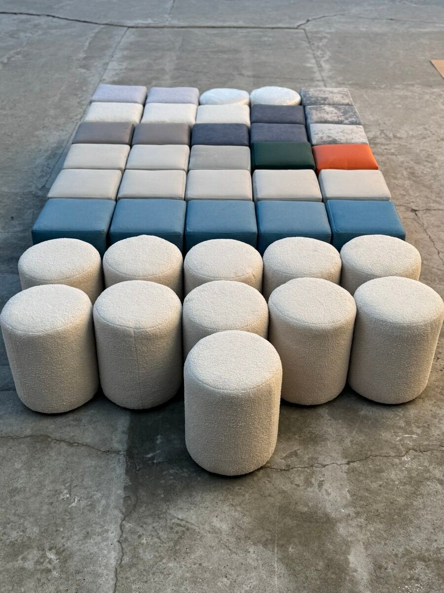 Пуфики . В наличии и на заказ.