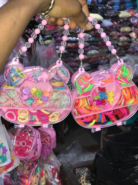 Boîte à accessoires cheveux enfants