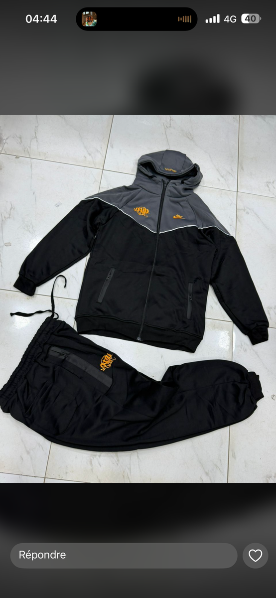 Ensemble de survêtement stylé