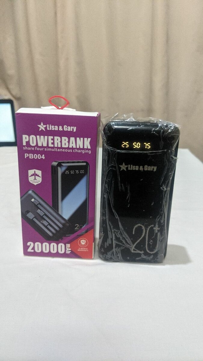 VERY PORTABLE POWER BANK LISA & GARY  20,000mAh  VERY POWERF