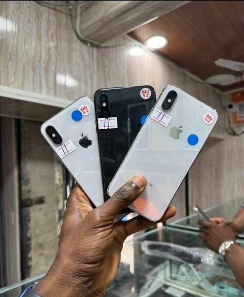 iPhone X reconditionné 64Go