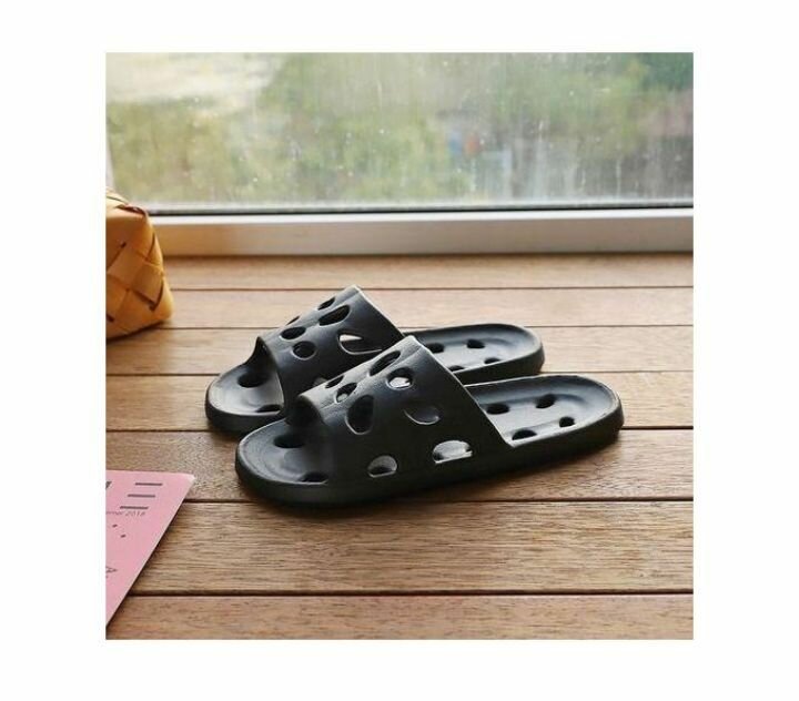 Sandales légères pour la maison