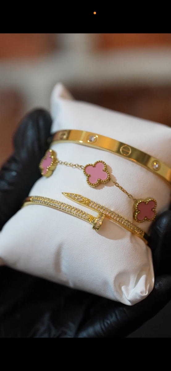 Bracelets élégants en or