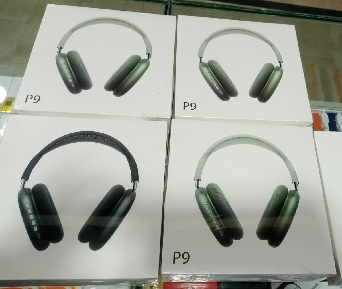 P9 head set colors available