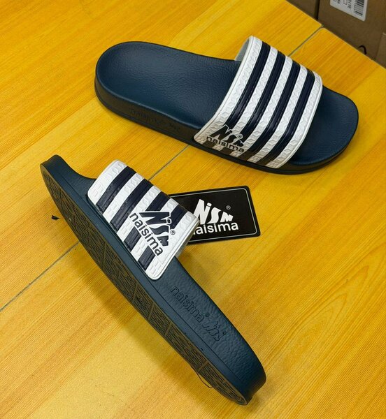 Sandales de piscine Adidas