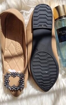 belles chaussures pour femmes