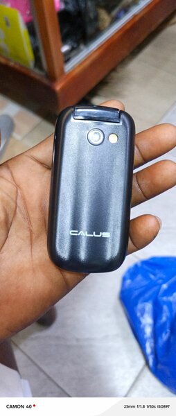 Téléphone Clamshell Calus E1272