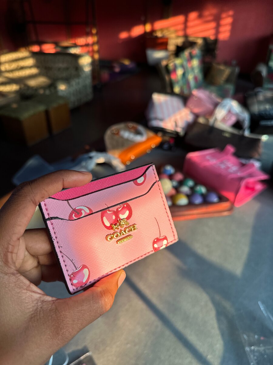 Porte carte coach cherry pink