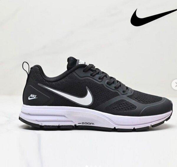 Nike - Chaussures de running Zoom noires