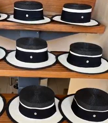 Chapeaux drapés pour femmes