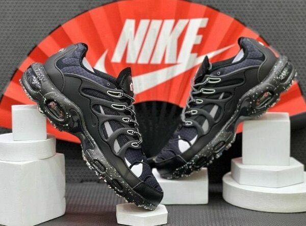 Mens fashion sneakers