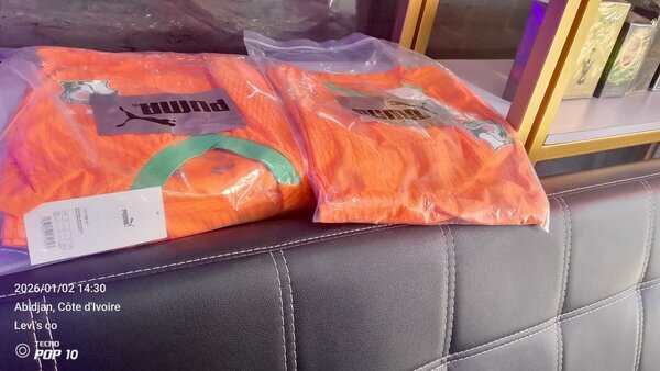 Lot 2 t-shirts Puma orange neufs