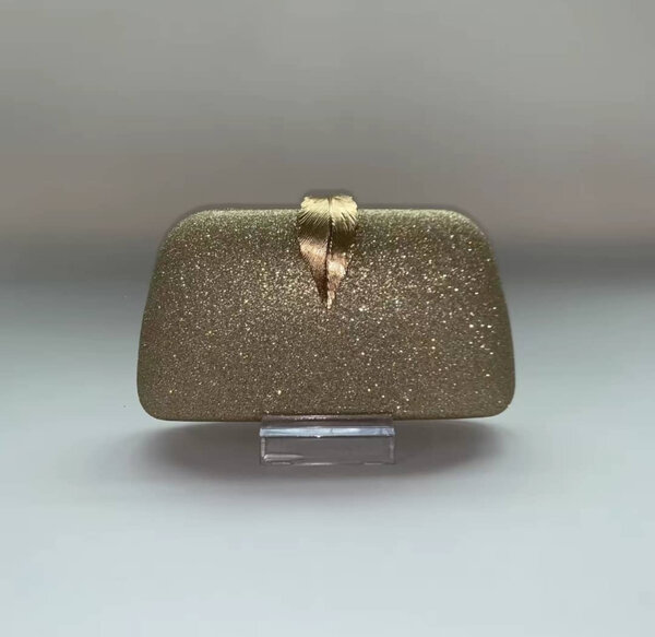 Pochette élégante à paillettes