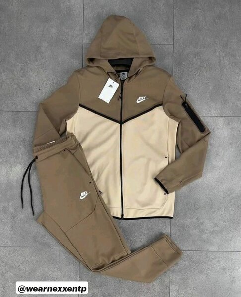Complet Nike