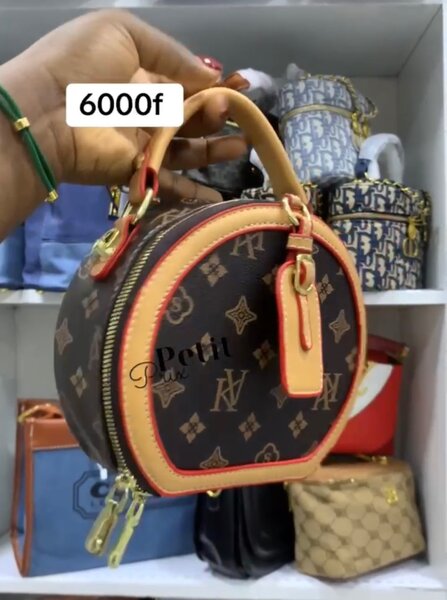 Sac à main rond élégant