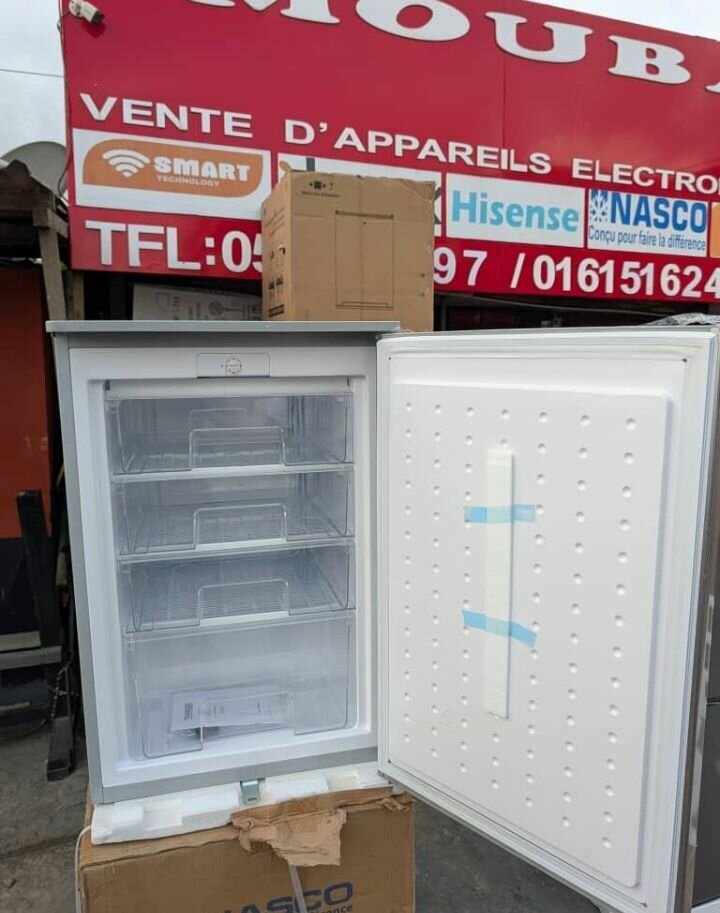 Congélateur vertical compact Nasco