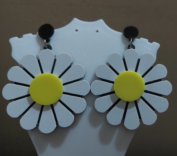 Flower earring stud type,  light weight, large in size