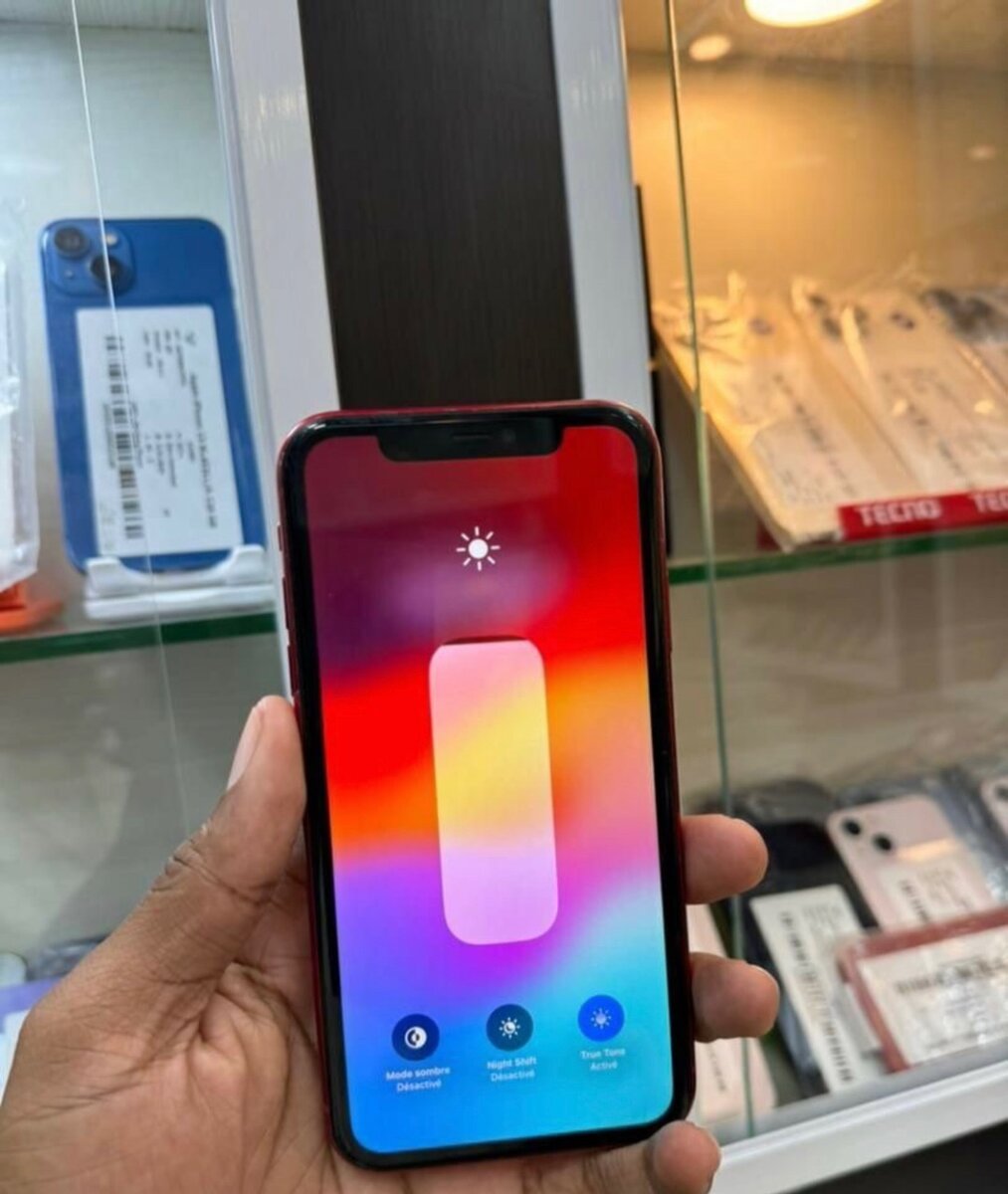 iPhone 11 Rouge 64Go Débloqué