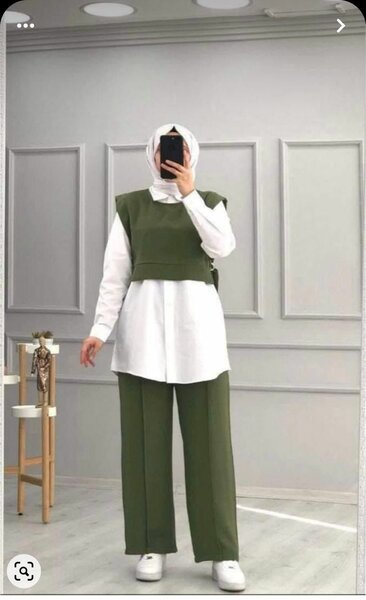 Ensemble chic et modeste