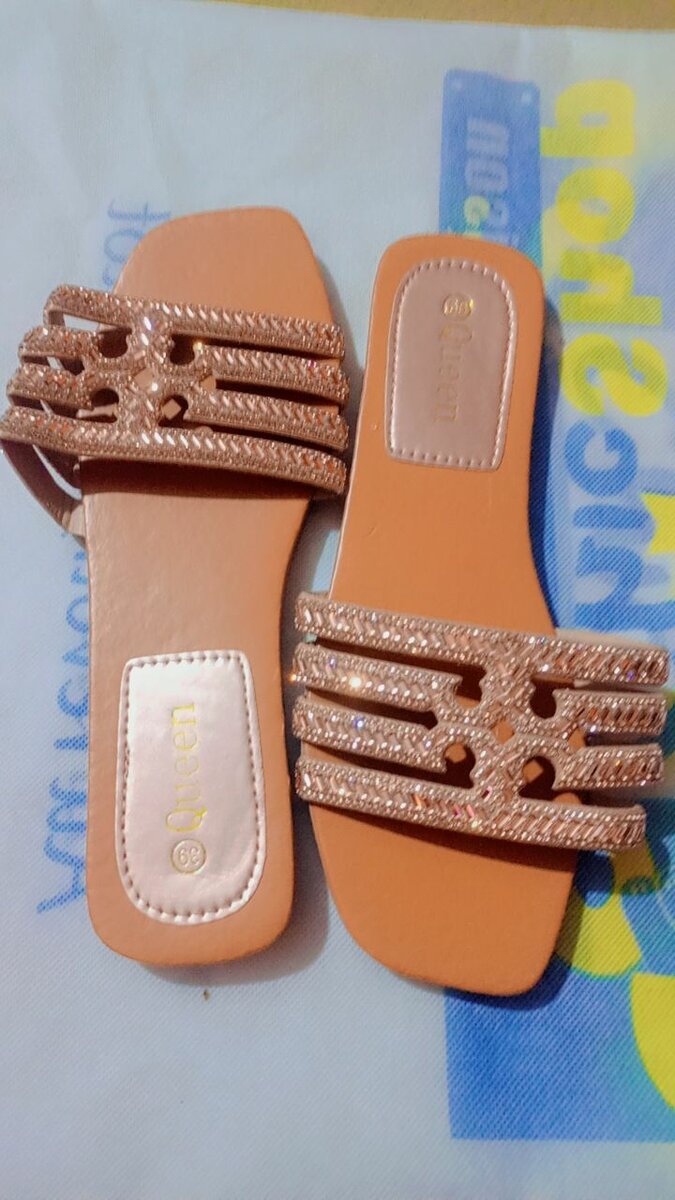 Sandales à perles élégantes