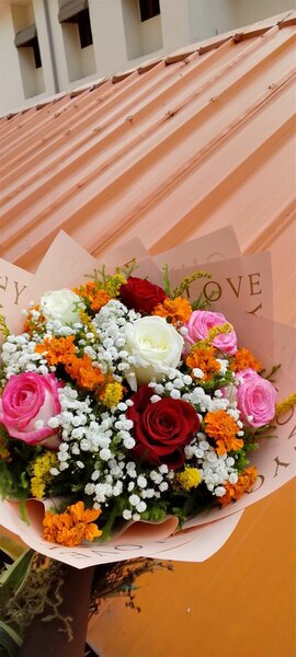 Bouquet de Roses Éclatant