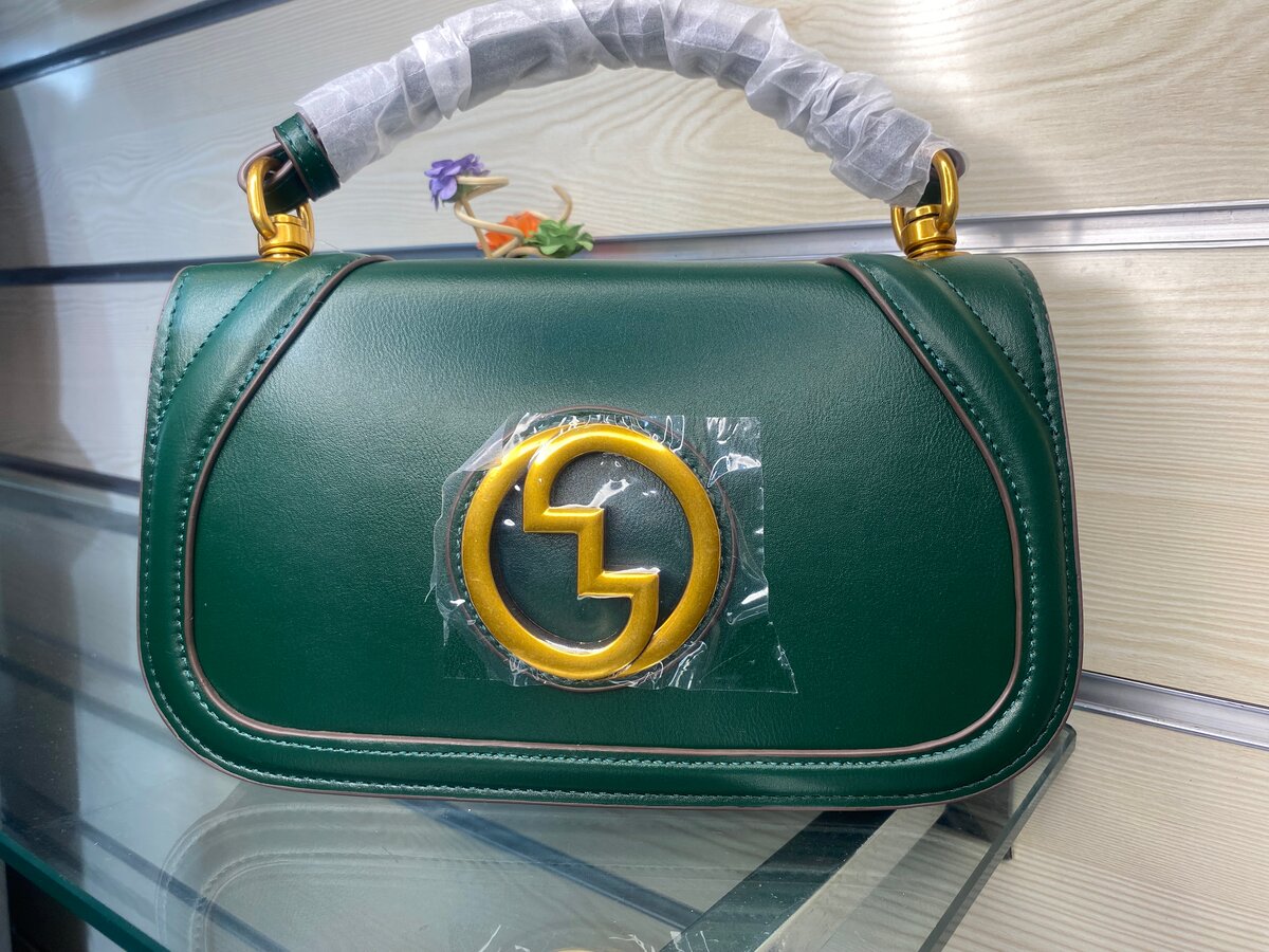 Sac à main vert chic