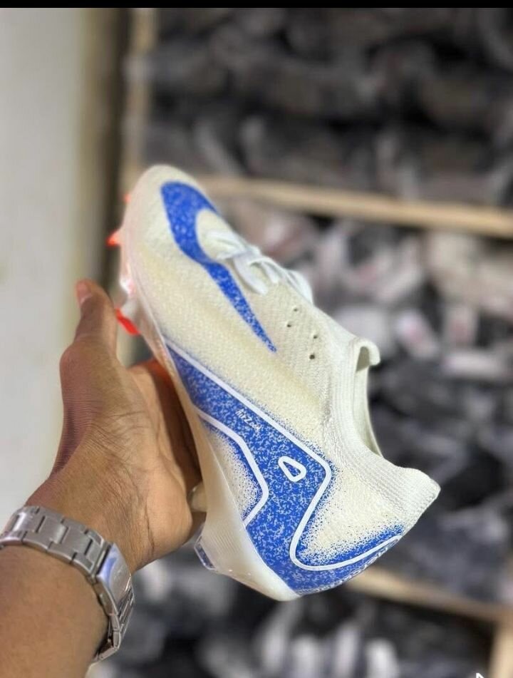 Chaussures de football Nike Phantom