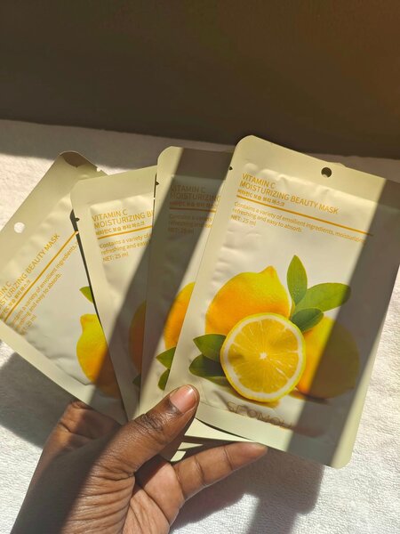 VITAMIN C  MOISTURIZING FACIAL MASK Face mask 10 pieces