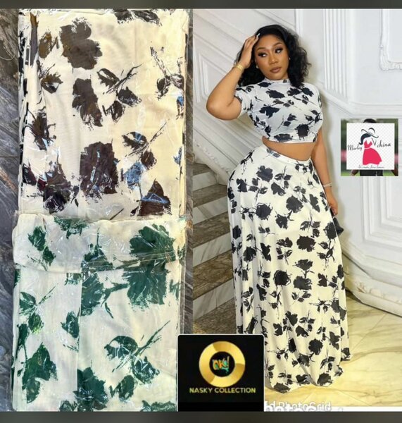 Robe et Haut Fleuri Élégant