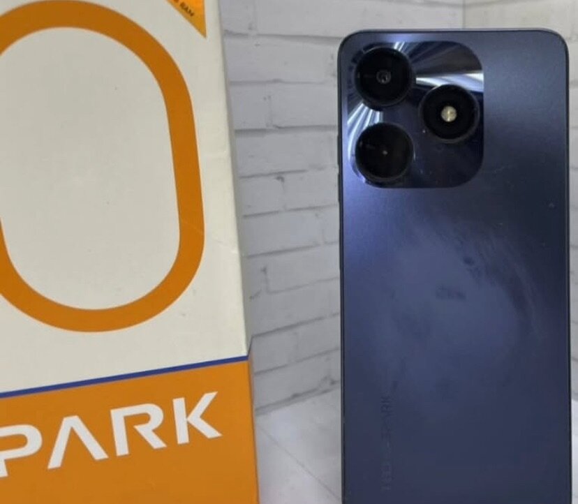Tecno spark 10