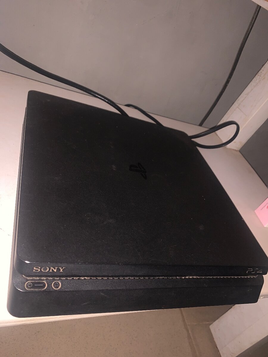 Ps4 slim