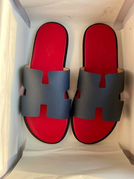 Claquettes élégantes pour l'été