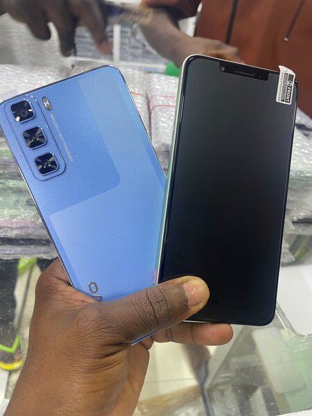 Smartphone Vivo triple caméra